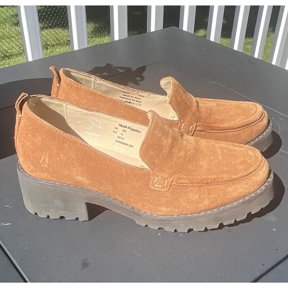 Hush Puppies Women’s Brown Suede Slip-On Loafers Round Toe Lug Sole 6.5